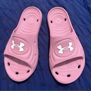 Under Armour Locker IV Slide Sandal in Rose Pink